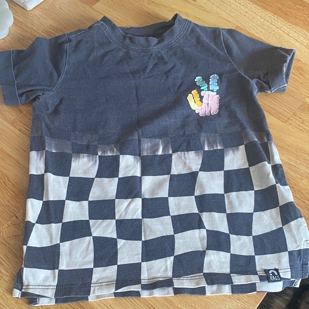 Rags to Raches Navy Checkered Tee with Peace Sign